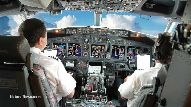 Jet-Airplane-Cockpit-Pilots